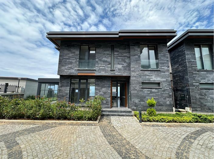 Image No.2-5 Bed House/Villa for sale