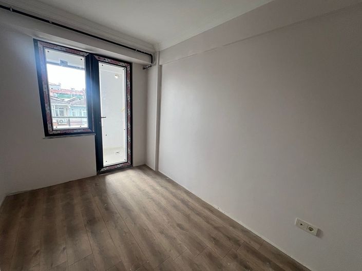Image No.11-5 Bed Apartment for sale