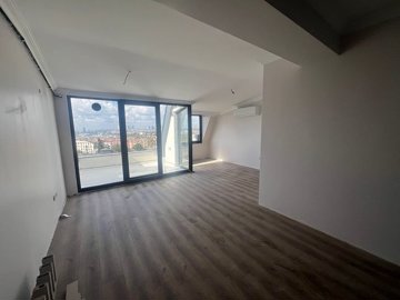 Interior 3