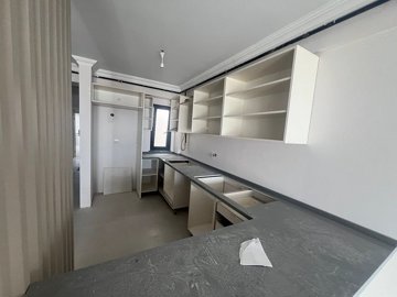 Interior 5