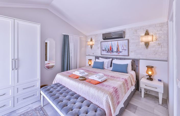 Image No.7-5 Bed House/Villa for sale