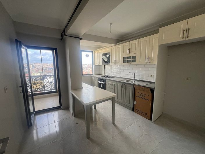 Image No.7-4 Bed Apartment for sale