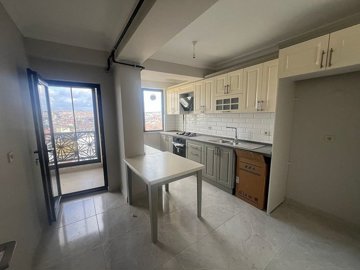 Interior 4