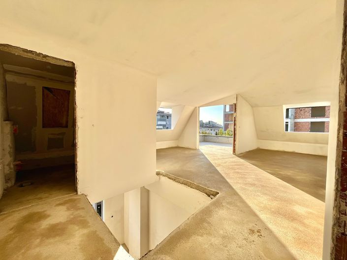 Image No.15-3 Bed Apartment for sale