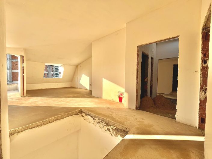 Image No.26-3 Bed Apartment for sale