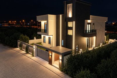 Exterior 2
