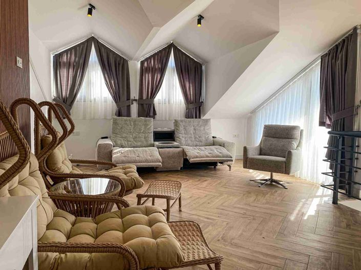 Image No.18-4 Bed House/Villa for sale