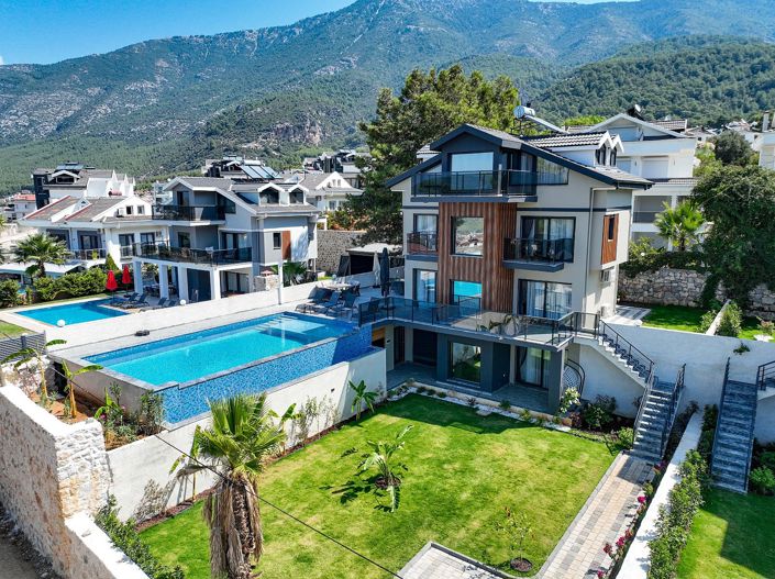 Image No.2-4 Bed House/Villa for sale