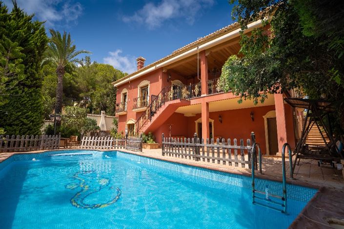 Image No.1-Villa de 7 chambres à vendre à Cabo Roig