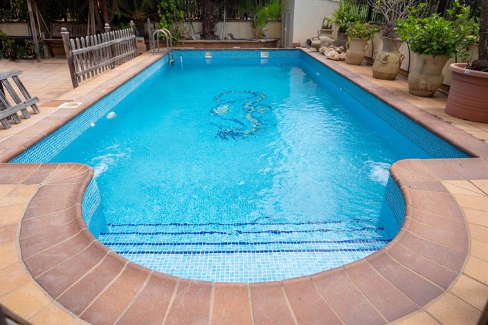 Image No.14-7 Bed Villa for sale