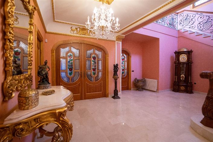 Image No.7-7 Bed Villa for sale