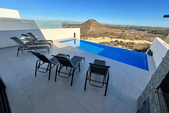 Image No.13-3 Bed Villa for sale