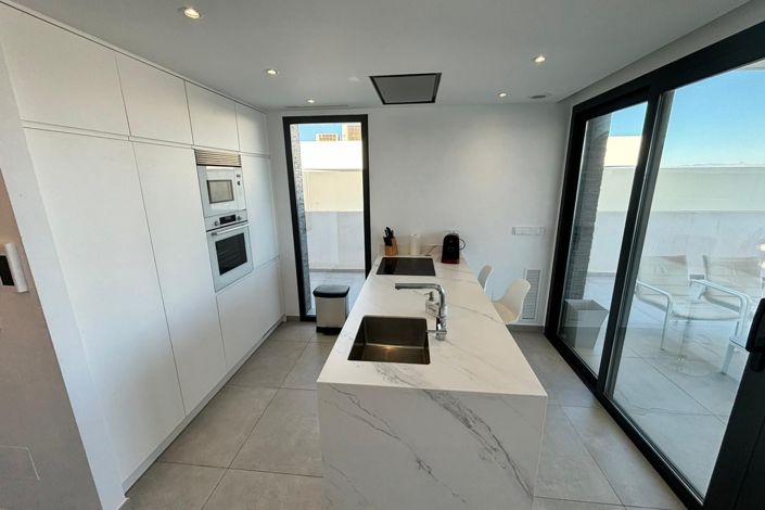 Image No.14-3 Bed Villa for sale