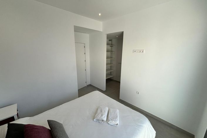 Image No.25-3 Bed Villa for sale