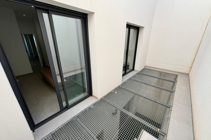 Image No.26-3 Bed Villa for sale