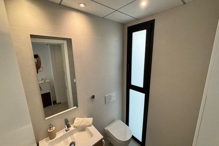 Image No.29-3 Bed Villa for sale