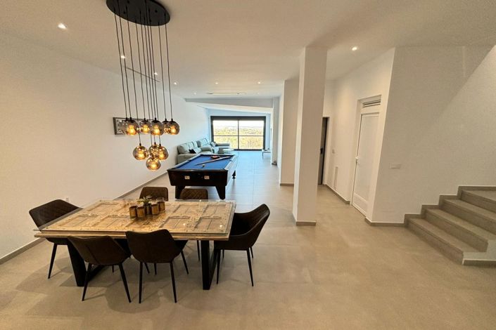 Image No.34-3 Bed Villa for sale