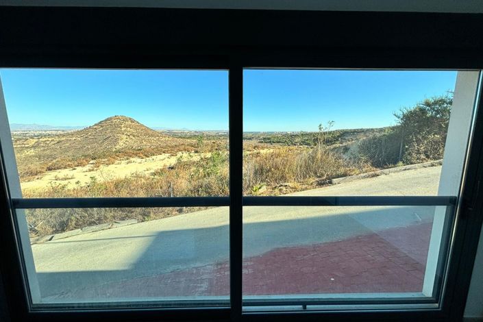 Image No.37-3 Bed Villa for sale