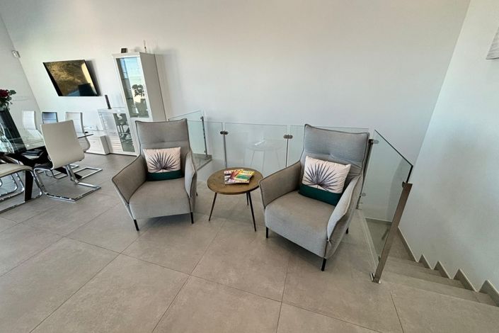 Image No.9-3 Bed Villa for sale