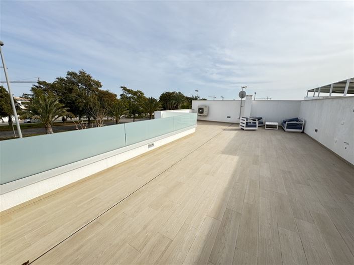 Image No.3-3 Bed Villa for sale