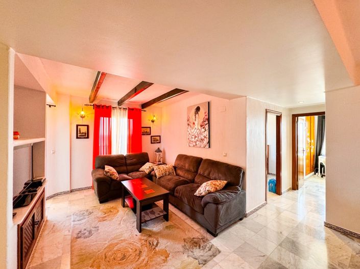 Image No.14-3 Bed Apartment for sale