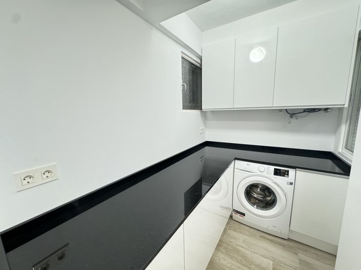 Image No.14-3 Bed Apartment for sale