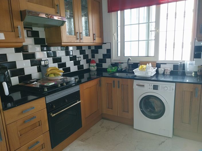 Image No.14-3 Bed Townhouse for sale