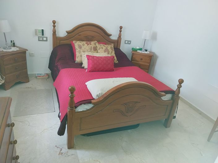 Image No.16-3 Bed Townhouse for sale