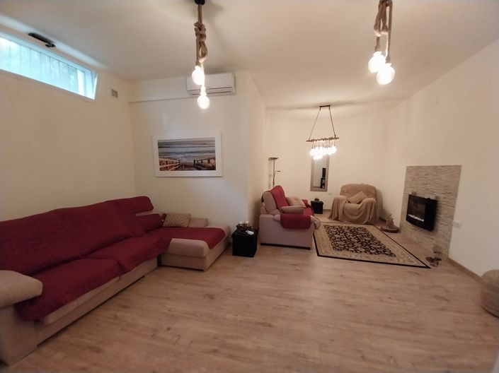 Image No.32-3 Bed Townhouse for sale