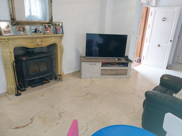 Image No.4-3 Bed Townhouse for sale