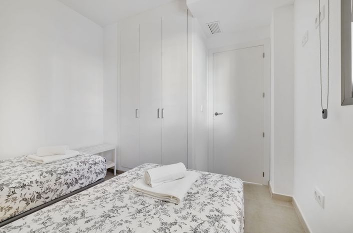 Image No.33-2 Bed Apartment for sale