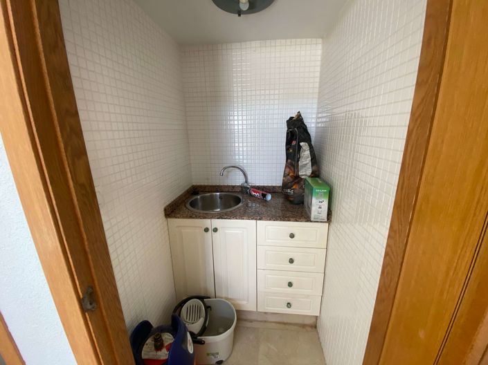 Image No.12-4 Bed Villa for sale