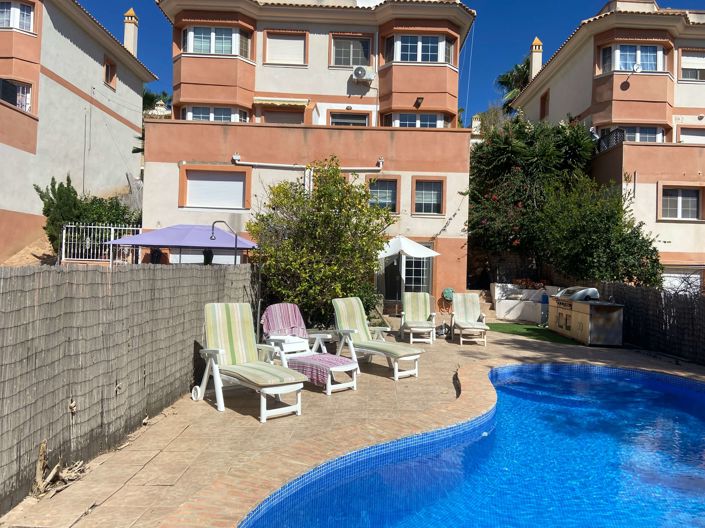 Image No.18-4 Bed Villa for sale