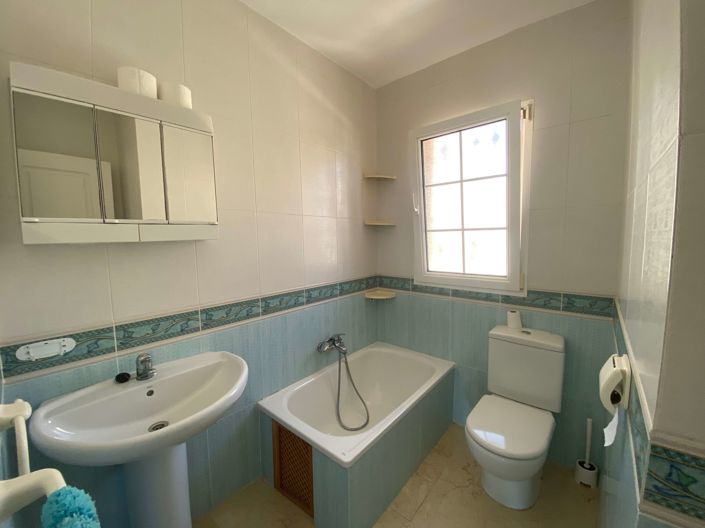 Image No.23-4 Bed Villa for sale