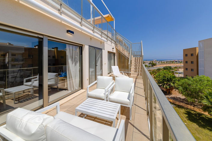 Image No.1-3 Bed Penthouse for sale