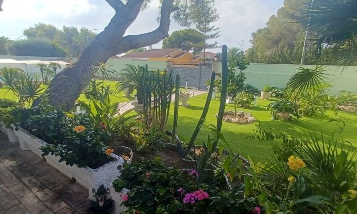 Image No.34-3 Bed Villa for sale