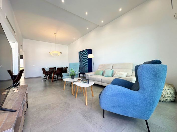 Image No.28-3 Bed Villa for sale