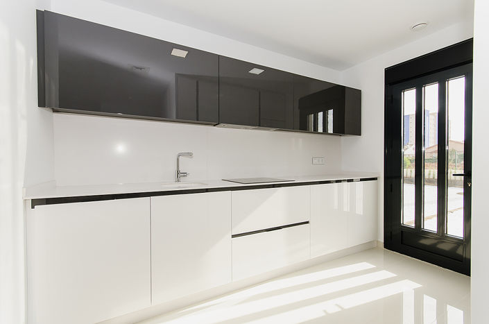 Image No.12-4 Bed Villa for sale