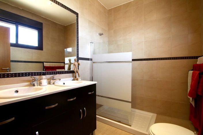 Image No.13-2 Bed Villa for sale