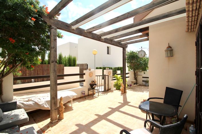 Image No.3-2 Bed Villa for sale