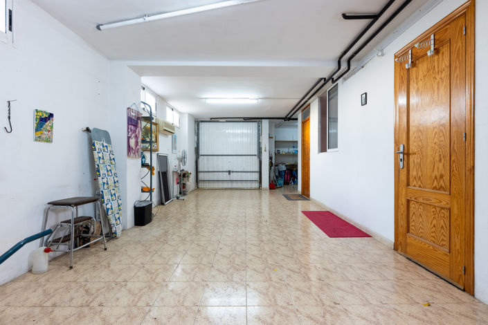 Image No.38-3 Bed Villa for sale