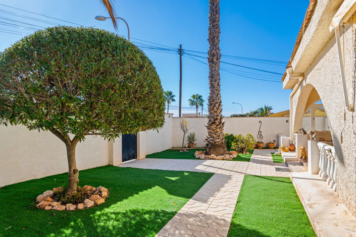 Image No.35-Villa de 5 chambres à vendre à Ciudad Quesada