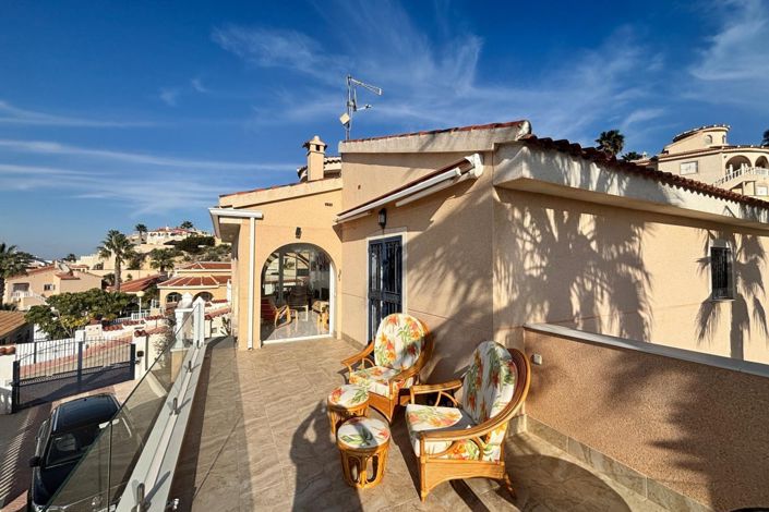 Image No.42-5 Bed Villa for sale