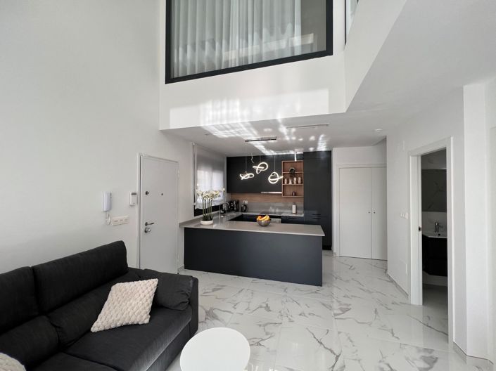 Image No.10-3 Bed Villa for sale