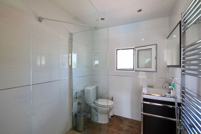 Image No.15-4 Bed Villa for sale