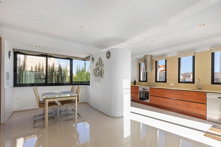 Image No.11-5 Bed Villa for sale