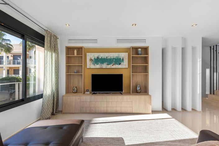 Image No.17-5 Bed Villa for sale