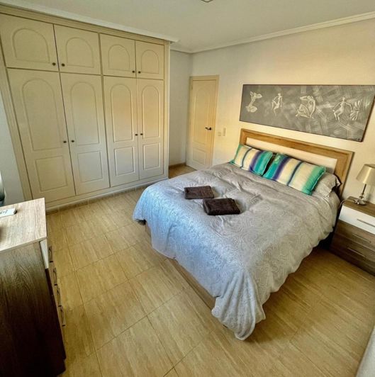 Image No.9-5 Bed Villa for sale