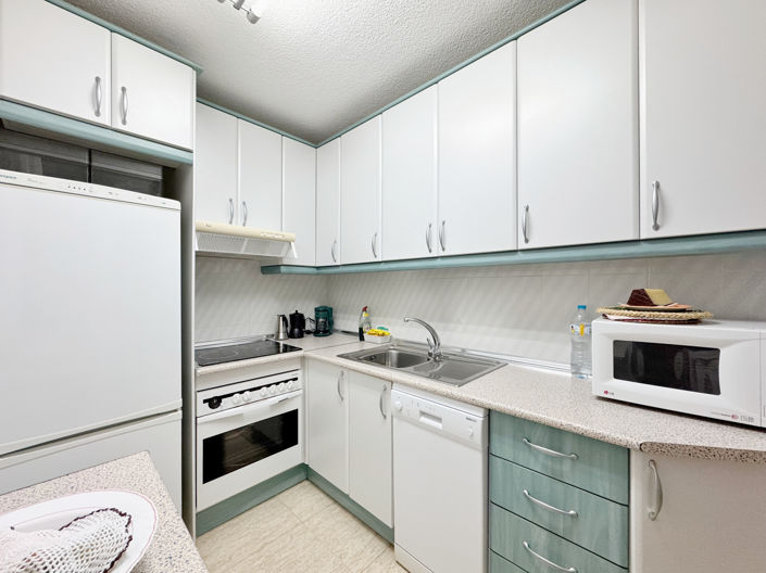 Image No.2-Appartement de 2 chambres à vendre à Punta Prima