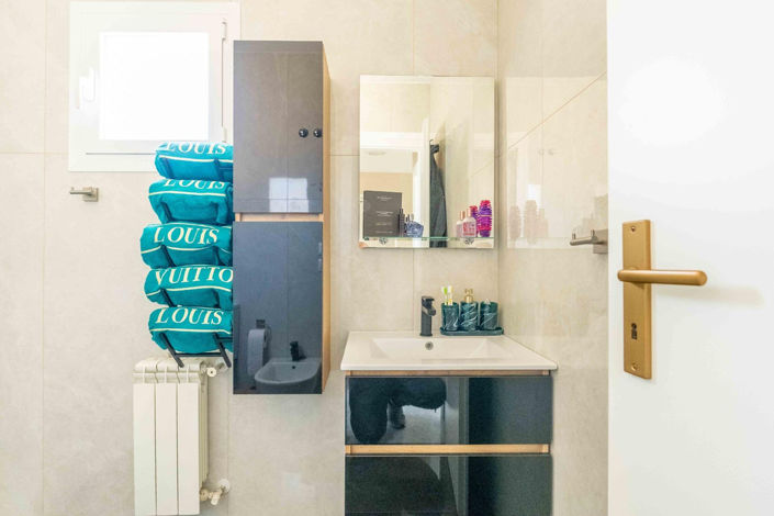 Image No.29-3 Bed Villa for sale